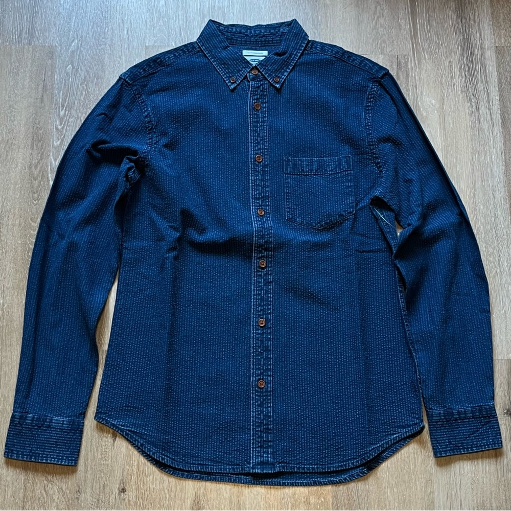 🆕 Old Navy Seersucker Slim Fit Button Down - Small